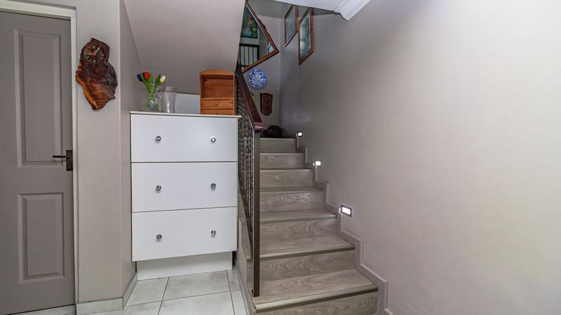 3 Bedroom Property for Sale in Twee Kuilen Western Cape